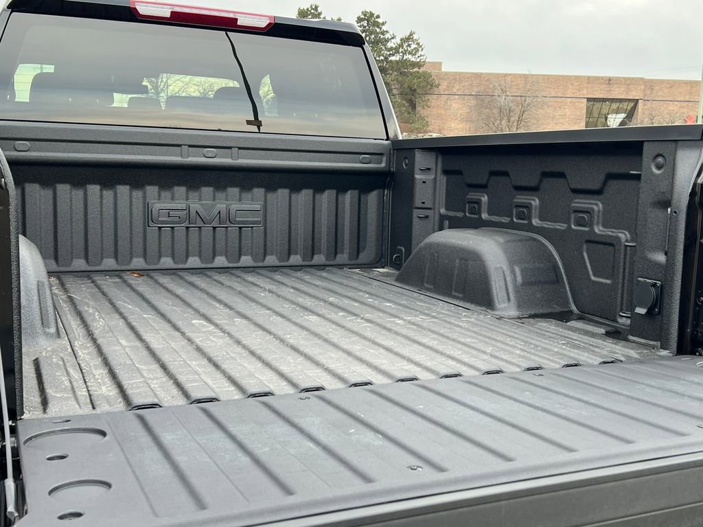 New 2026 GMC Sierra 1500 Elevation image 8