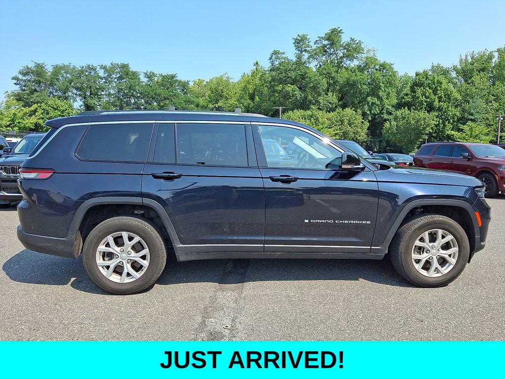 Used 2024 Jeep Grand Cherokee L Limited AWD/4WD image 7