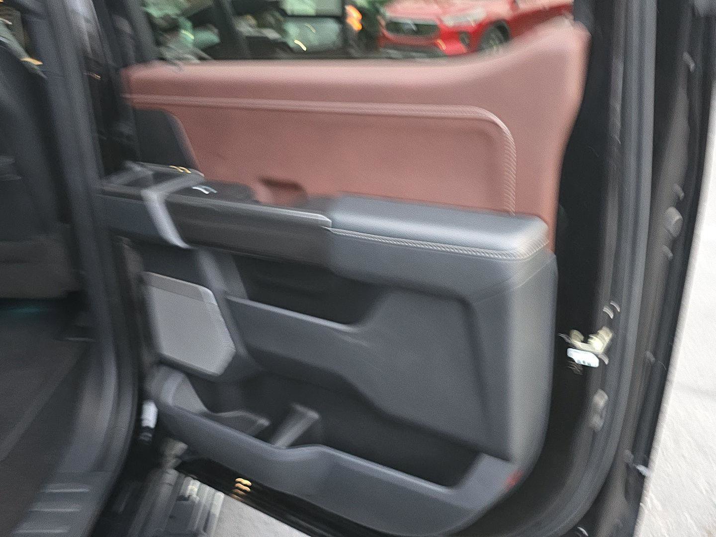 Used 2023 Ford F150 Lariat w/ Equipment Group 502A High image 27