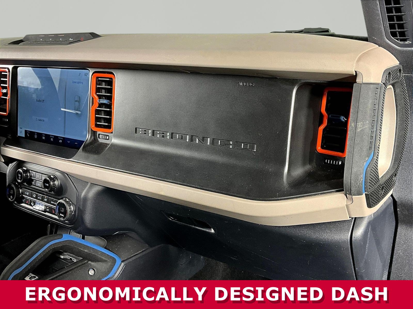 Used 2023 Ford Bronco Wildtrak AWD/4WD image 23