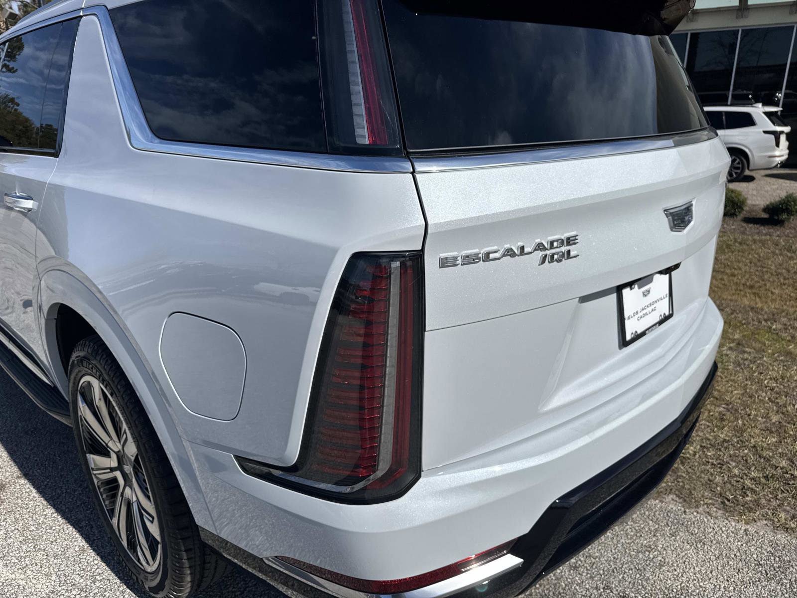 New 2026 Cadillac Escalade IQL Luxury w/ LPO, Floor Liner Package AWD/4WD image 11