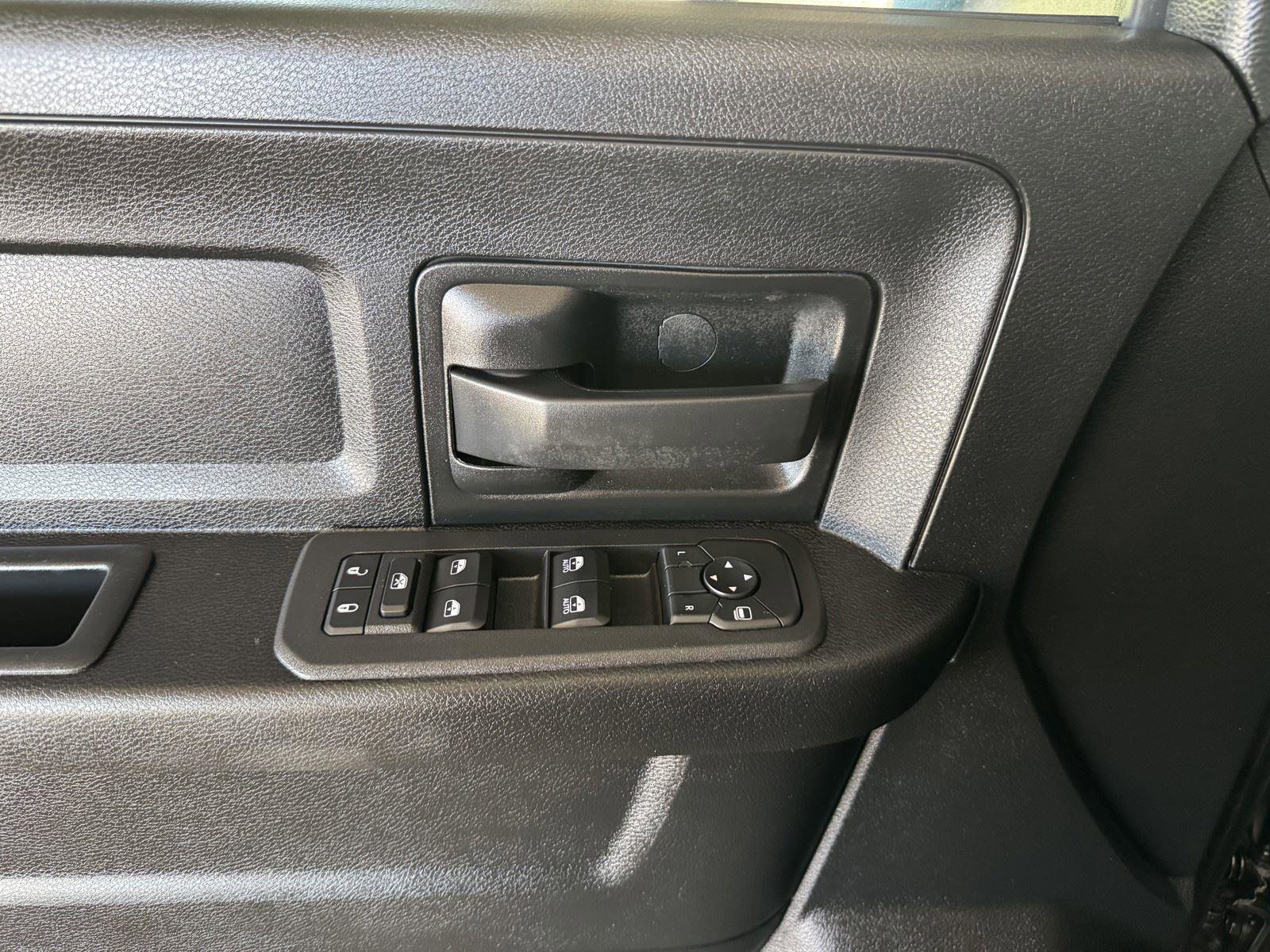New 2026 RAM 3500 Tradesman AWD/4WD image 26