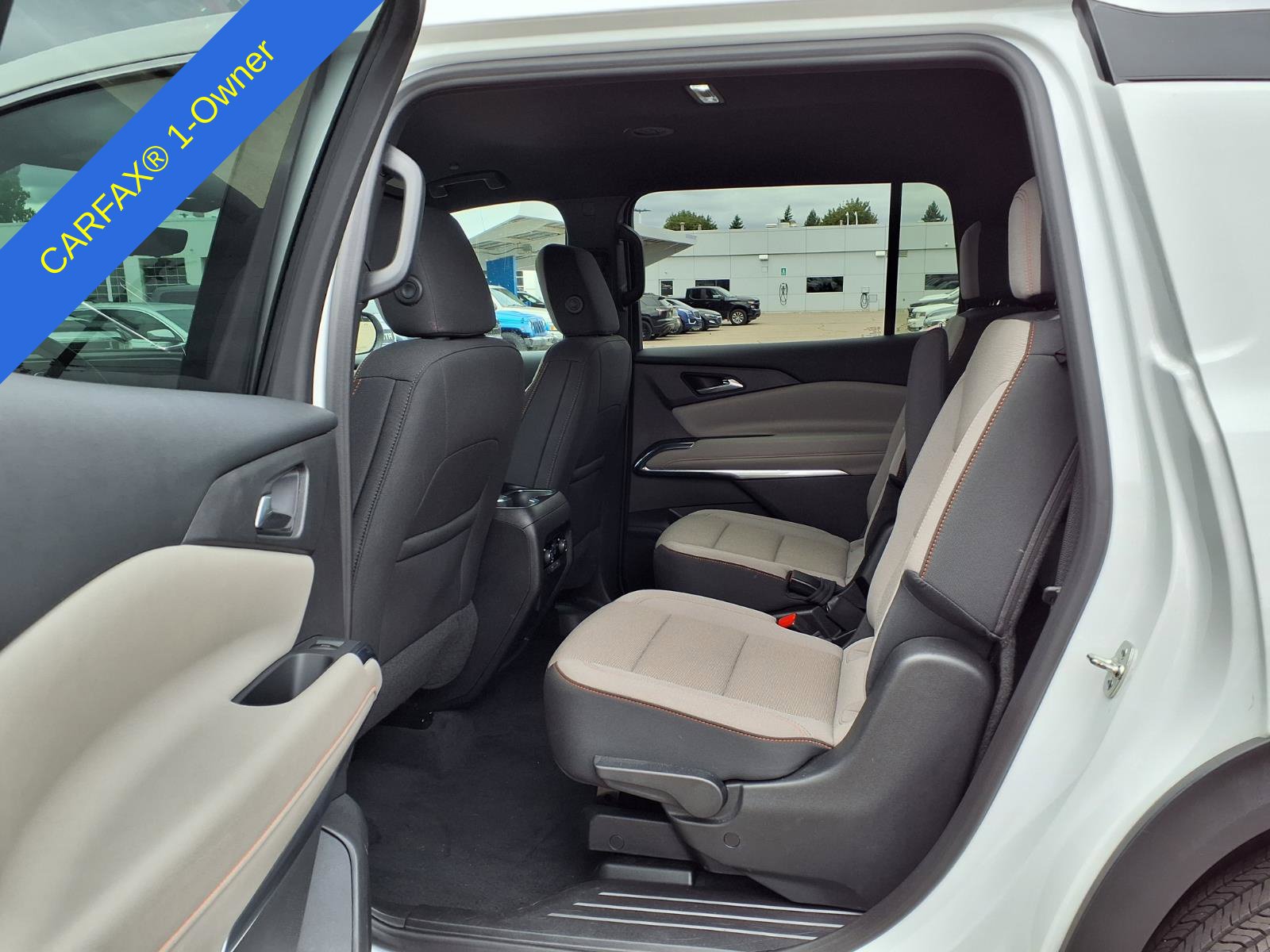 Used 2026 Chevrolet Traverse LT w/ Driver Confidence Package FWD image 12