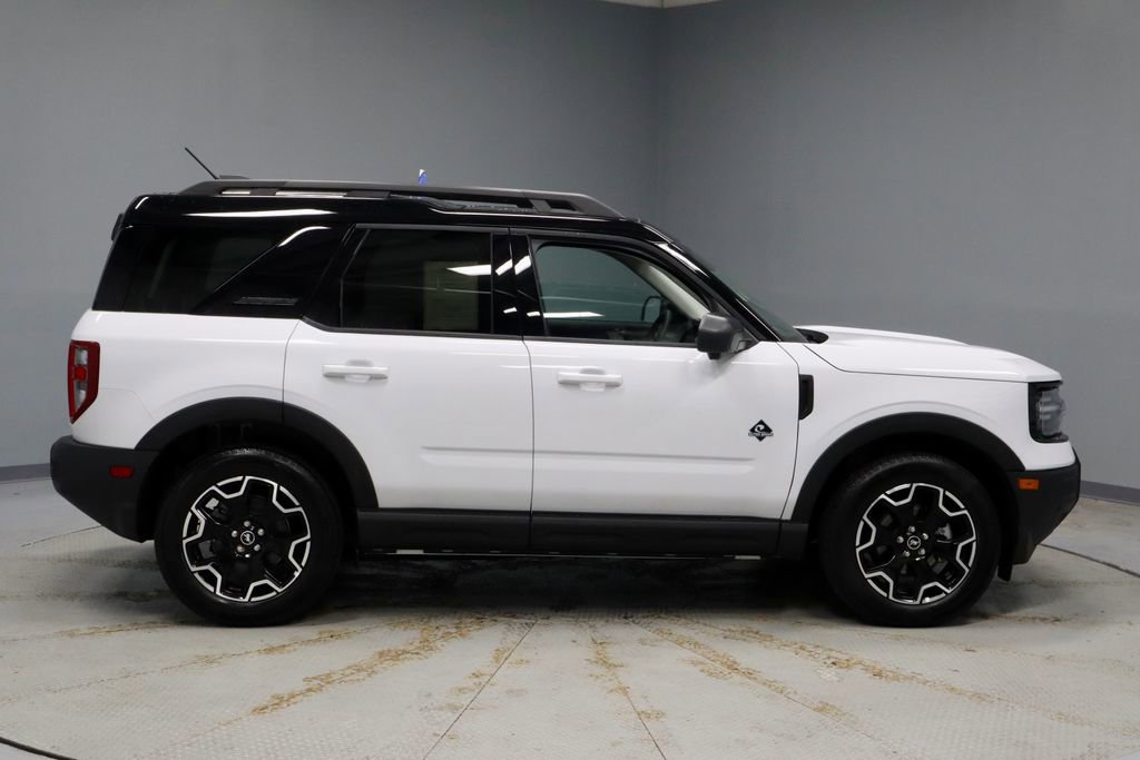 Certified 2025 Ford Bronco Sport Outer Banks w/ Outer Banks Tech Package+ image 6