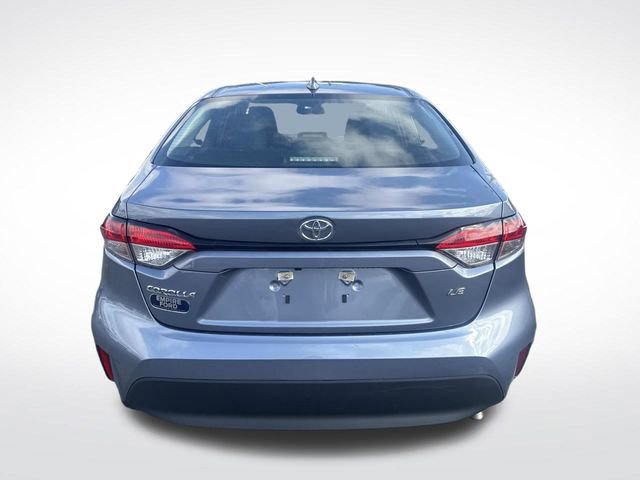 Used 2023 Toyota Corolla LE image 5