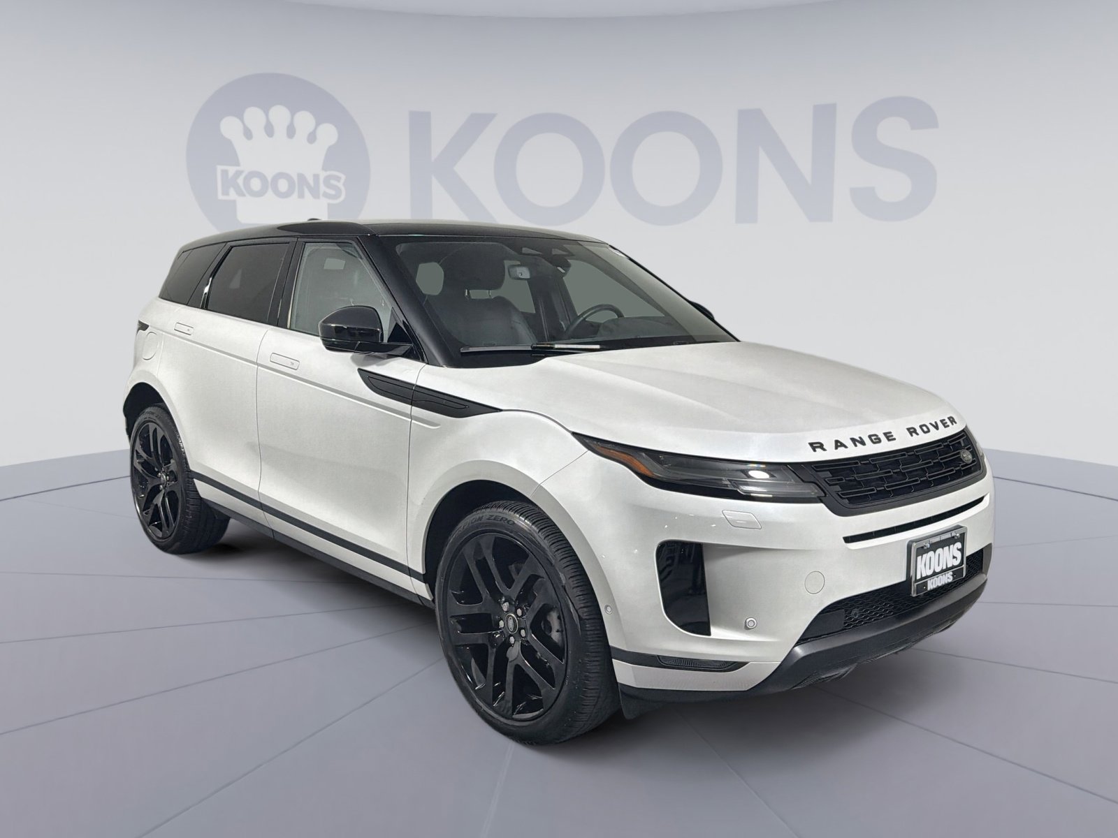 Used 2024 Land Rover Range Rover Evoque S image 10