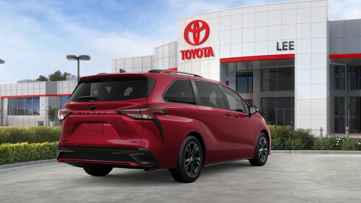 New 2026 Toyota Sienna XSE AWD/4WD image 9