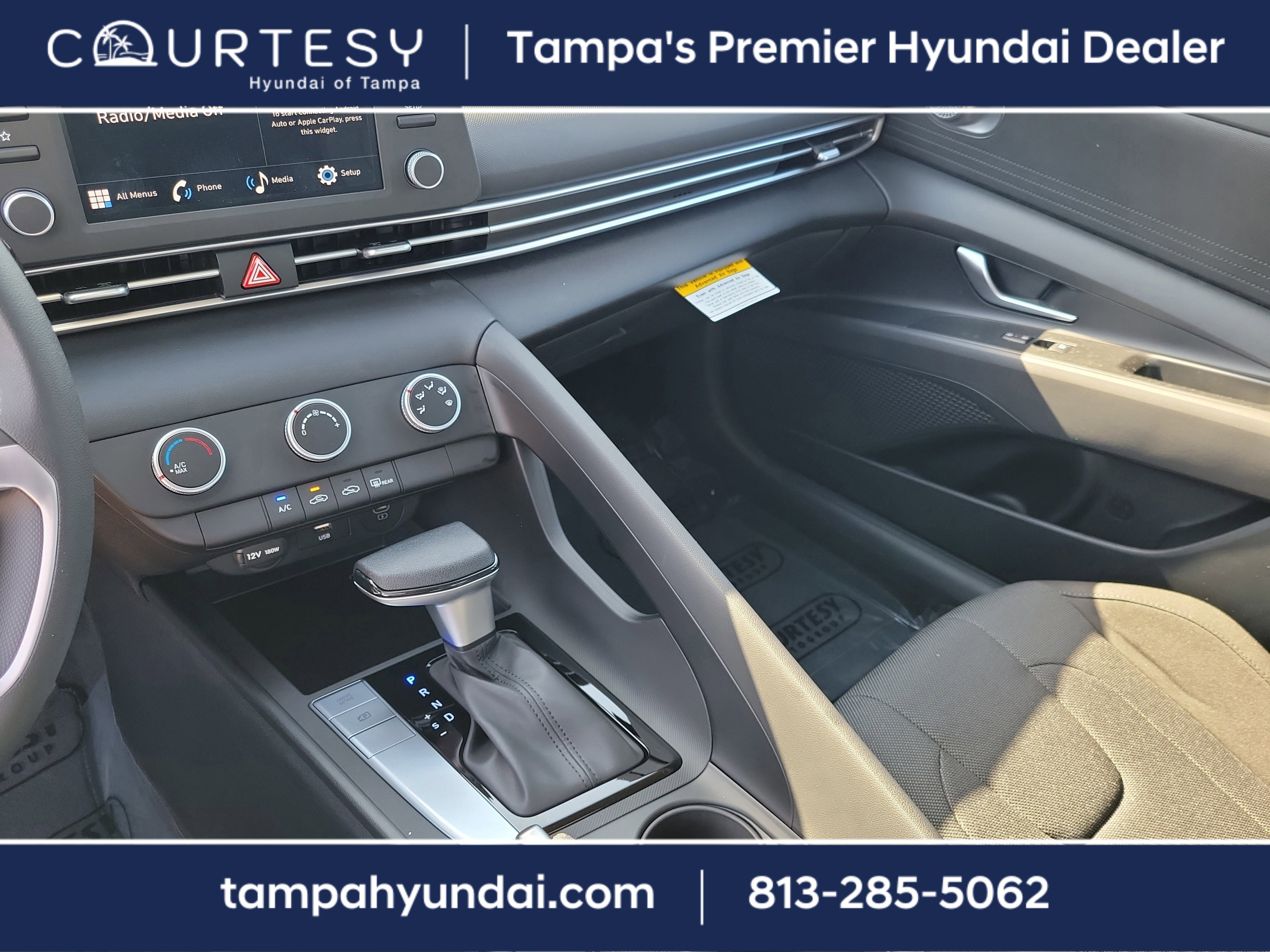 New 2026 Hyundai Elantra SE image 32