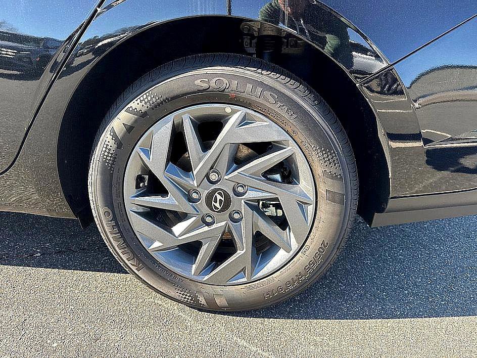 New 2026 Hyundai Elantra Blue image 5