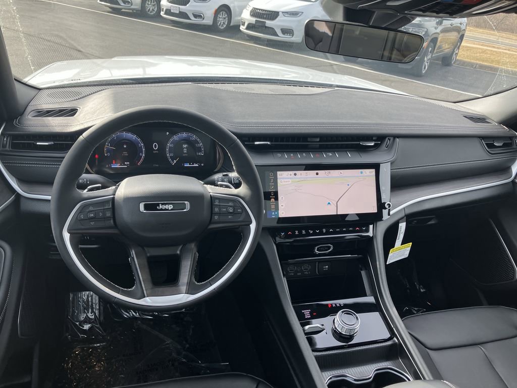 New 2026 Jeep Grand Cherokee Limited image 7