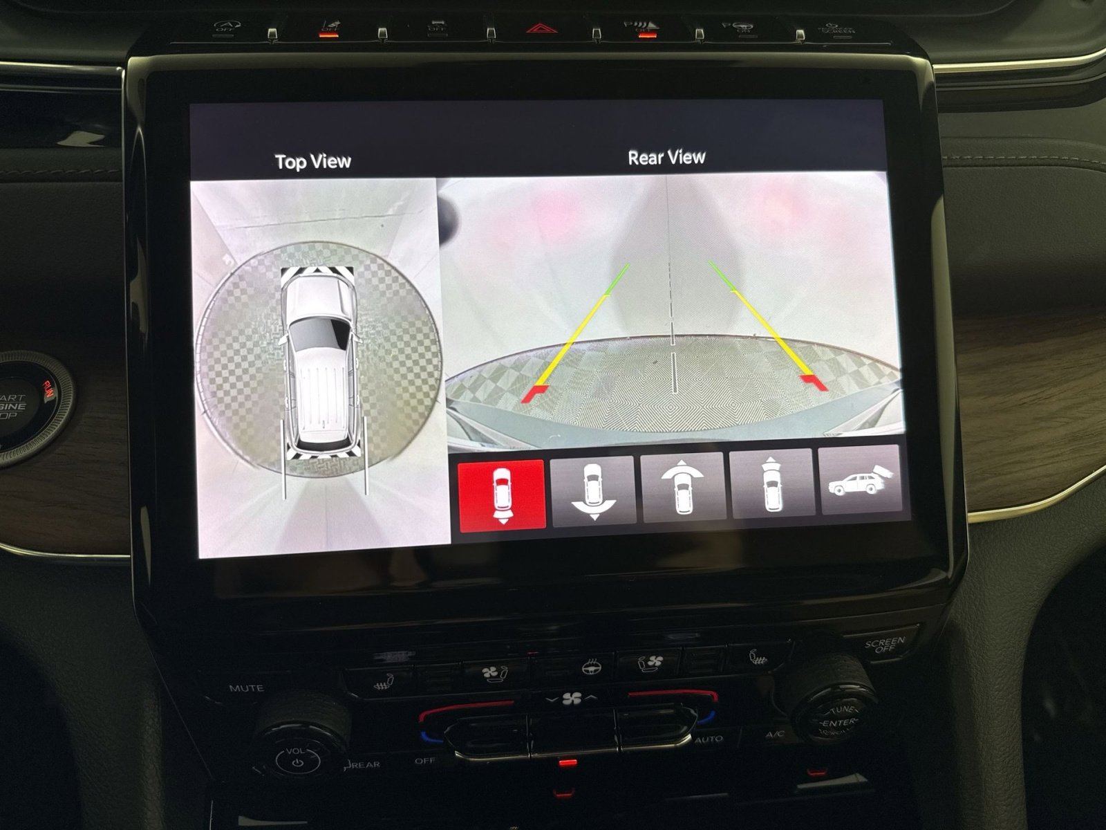 Used 2023 Jeep Grand Cherokee L Summit w/ High Altitude Package image 19