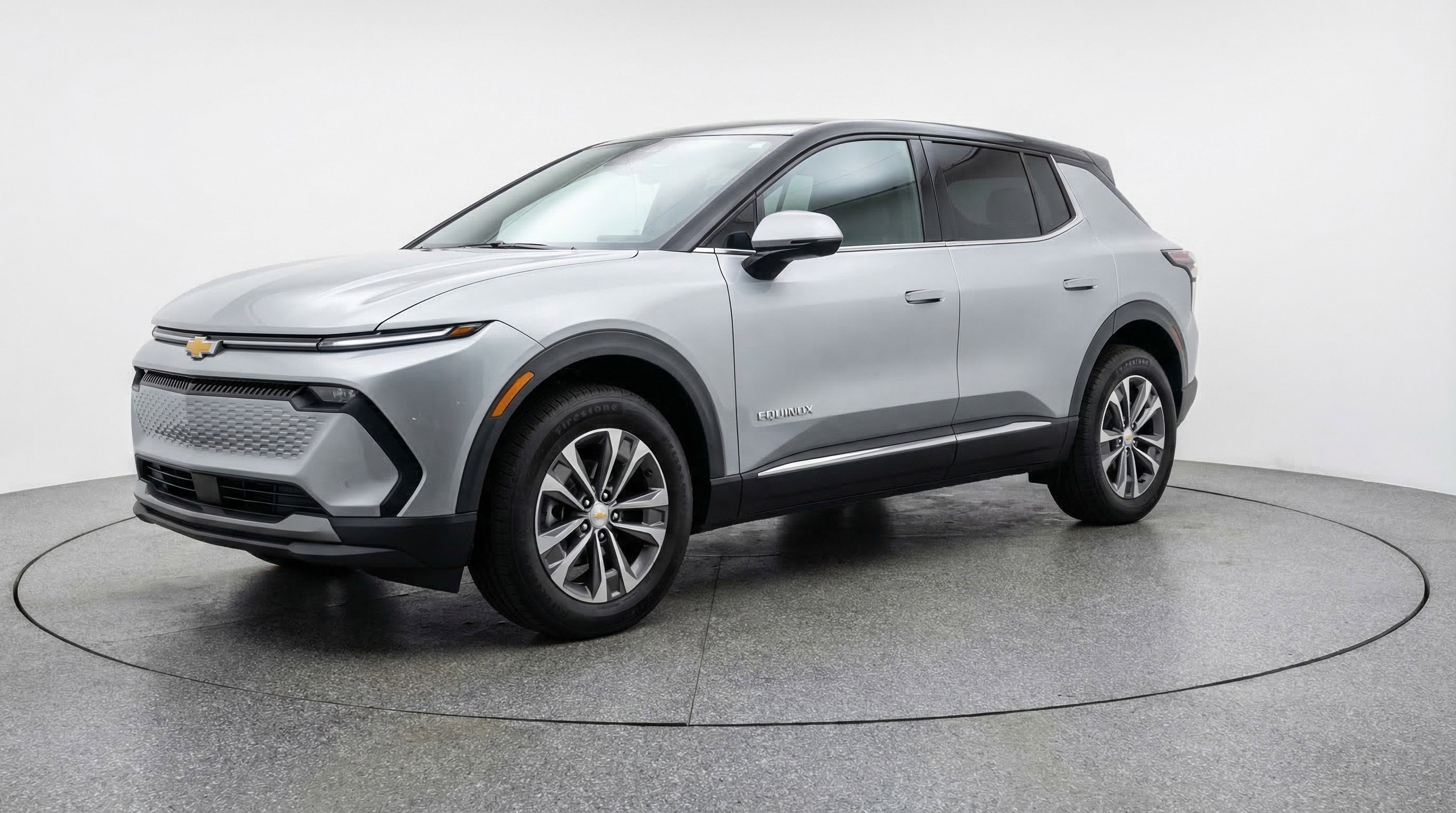 Used 2025 Chevrolet Equinox LT FWD image 3