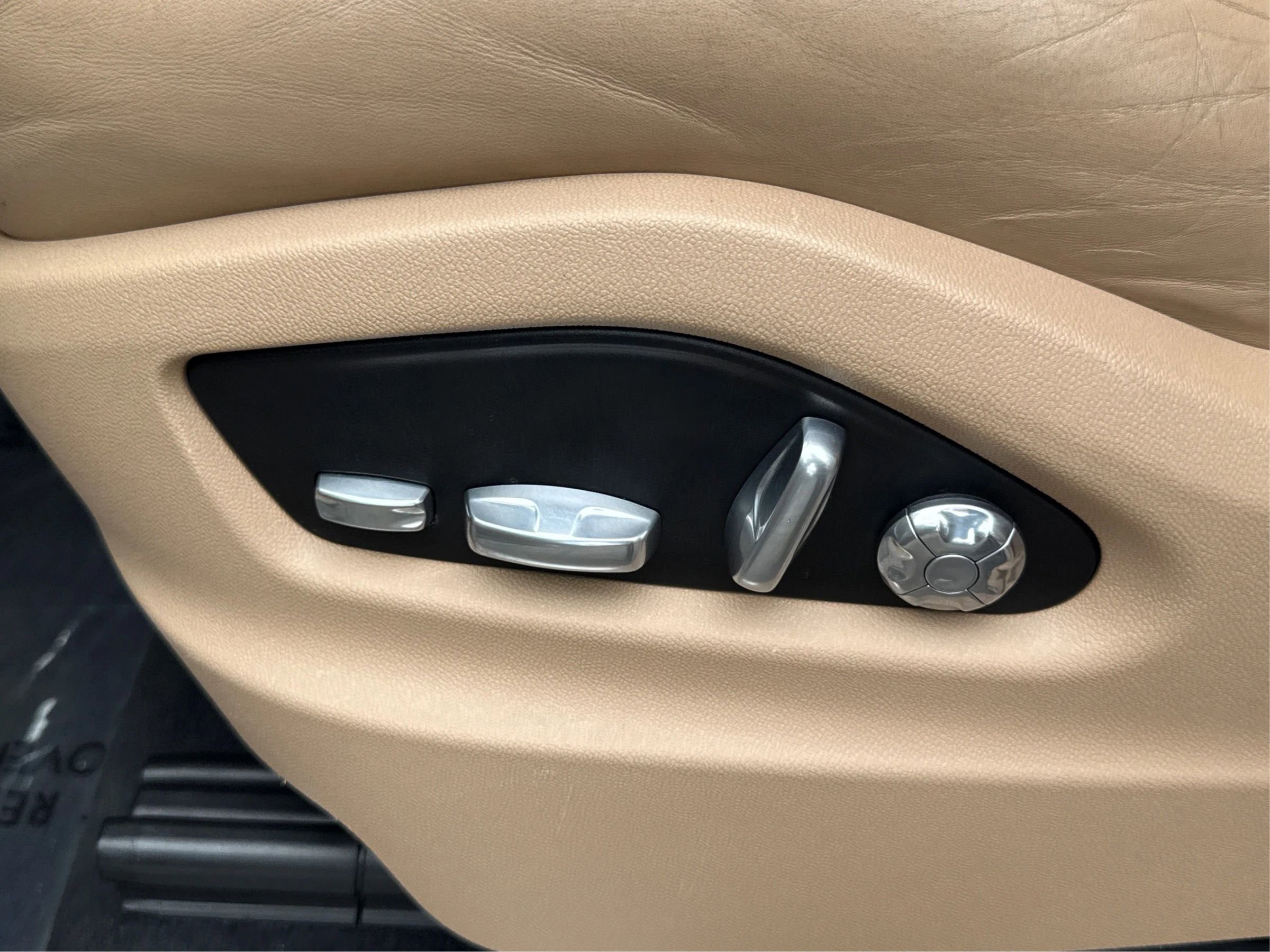 Used 2019 Porsche Cayenne AWD/4WD image 42