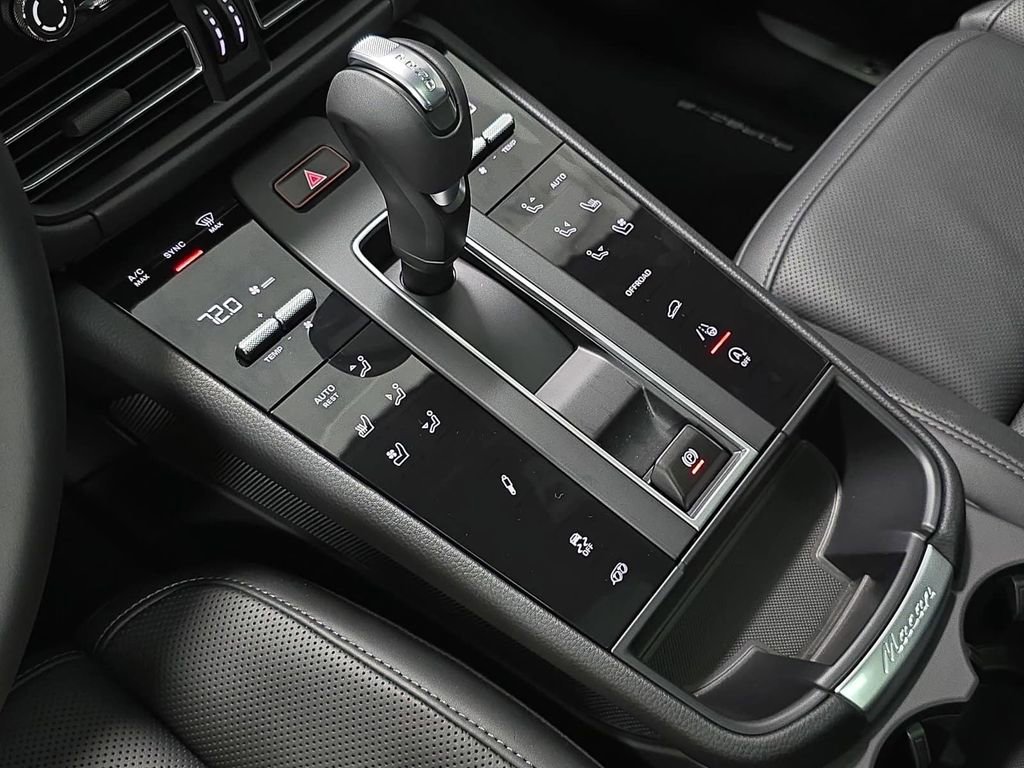 New 2026 Porsche Macan S AWD/4WD image 20