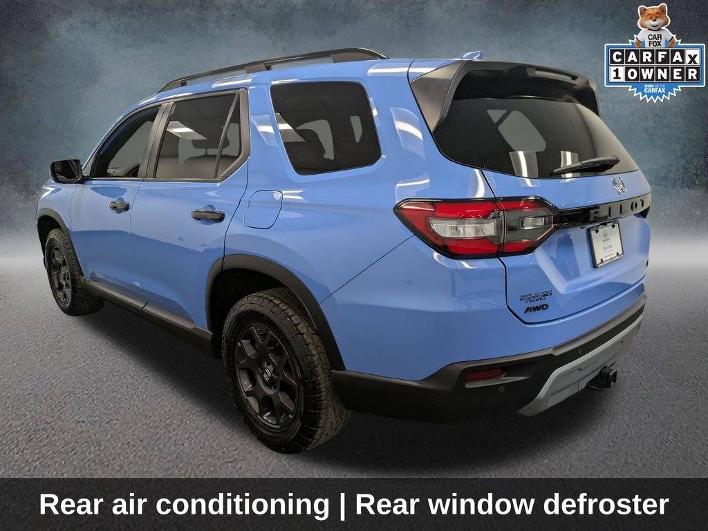 Certified 2024 Honda Pilot TrailSport image 7