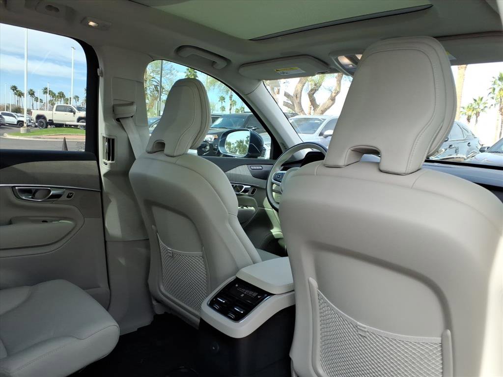 Used 2025 Volvo XC90 T8 Plus w/ Protection Package Premier image 13