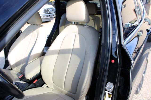 Used 2018 BMW X1 sDrive28i image 15