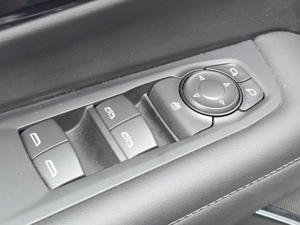 Used 2025 Chevrolet Tahoe LT image 20