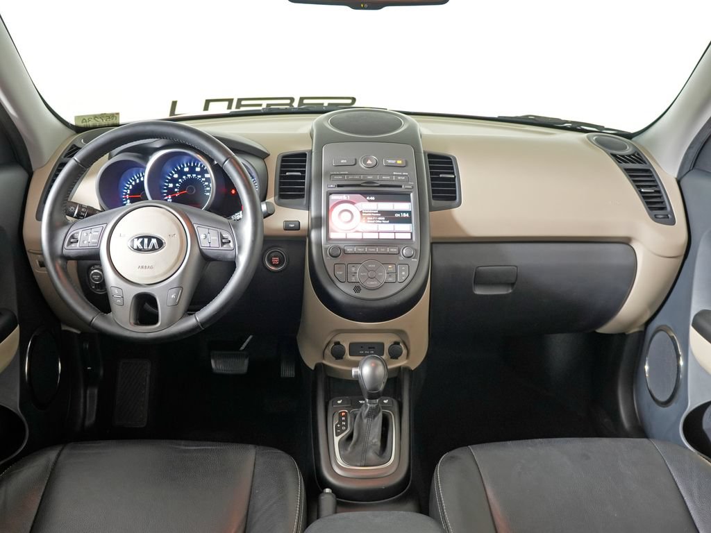 Used 2013 Kia Soul ! w/ Premium Pkg FWD image 15