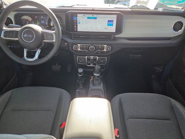 Used 2024 Jeep Wrangler Sahara AWD/4WD image 8