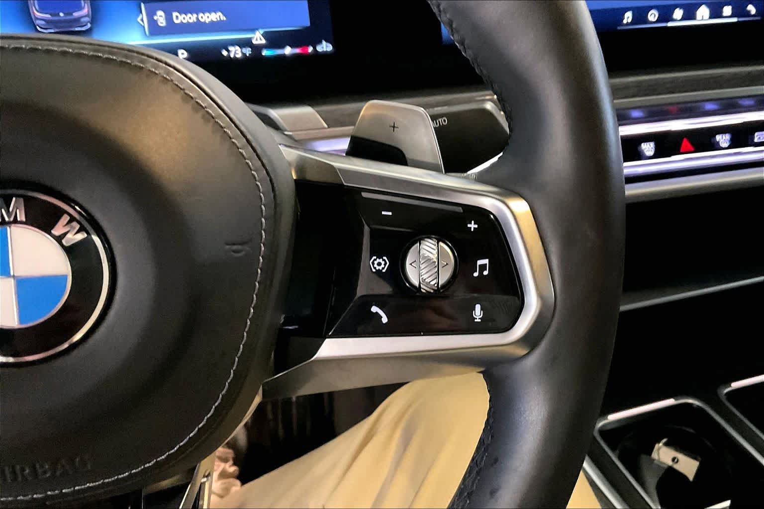 Certified 2025 BMW 740i RWD image 22