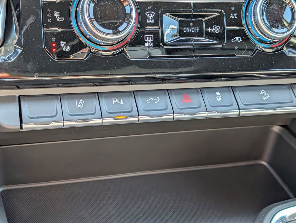 New 2026 GMC Sierra 3500 Denali w/ Denali Reserve Package image 51