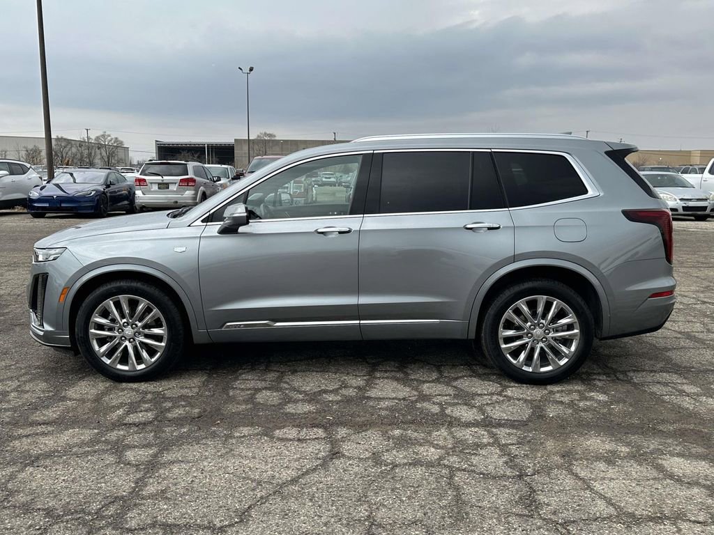 Used 2023 Cadillac XT6 Premium Luxury w/ LPO, Floor Liner Package image 2
