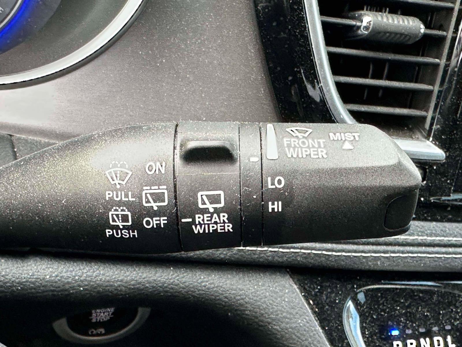 Used 2022 Chrysler Pacifica Limited w/ S Appearance Package image 21