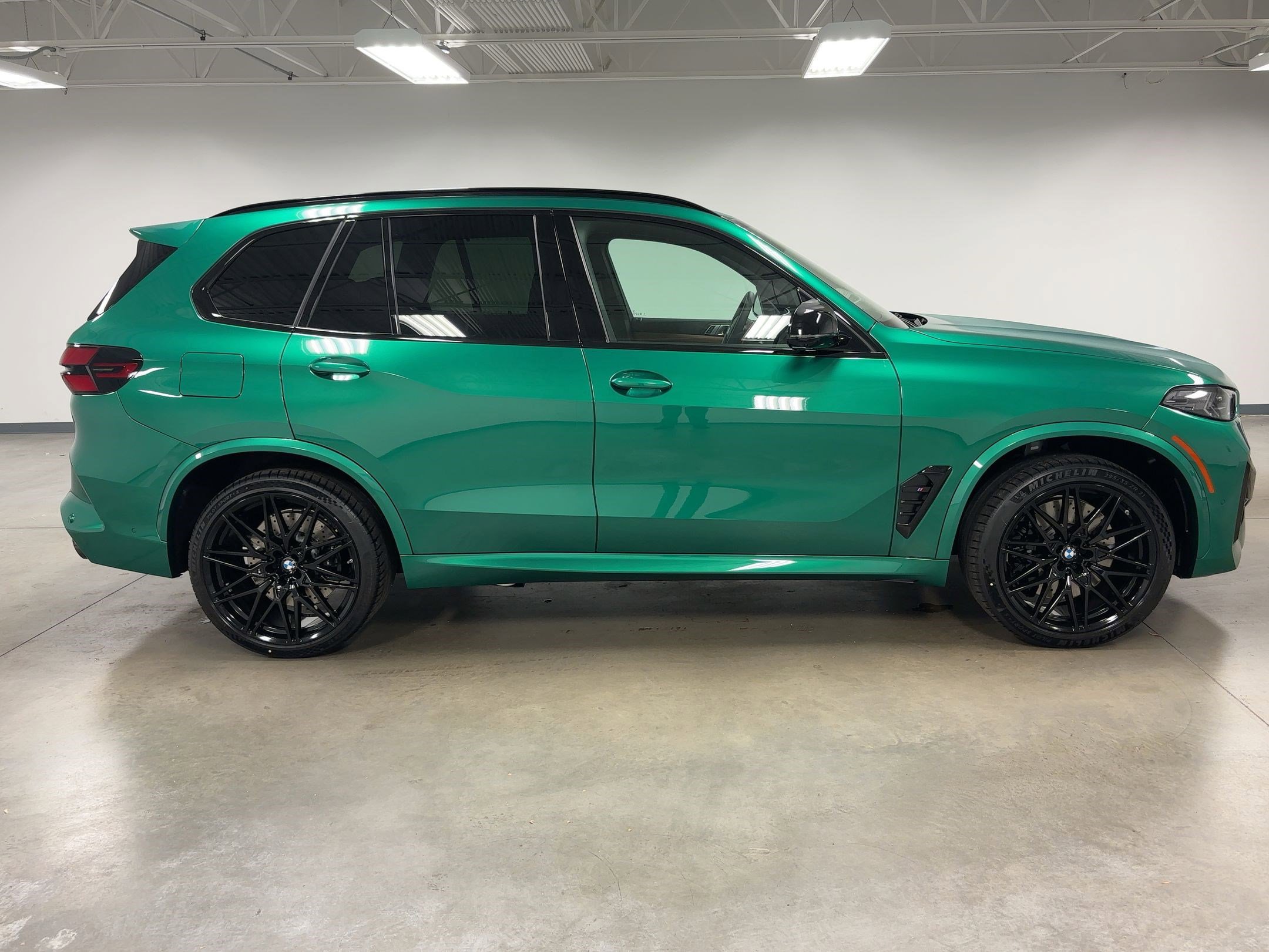 New 2026 BMW X5 M Competition w/ Executive Package image 7