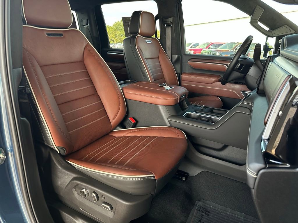 Certified 2025 GMC Sierra 2500 Denali Ultimate image 17