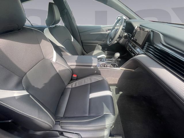 Used 2026 Toyota Camry SE image 17