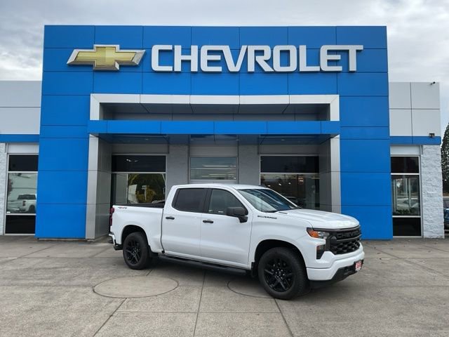 New 2025 Chevrolet Silverado 1500 Custom w/ Turbomax Blackout Package