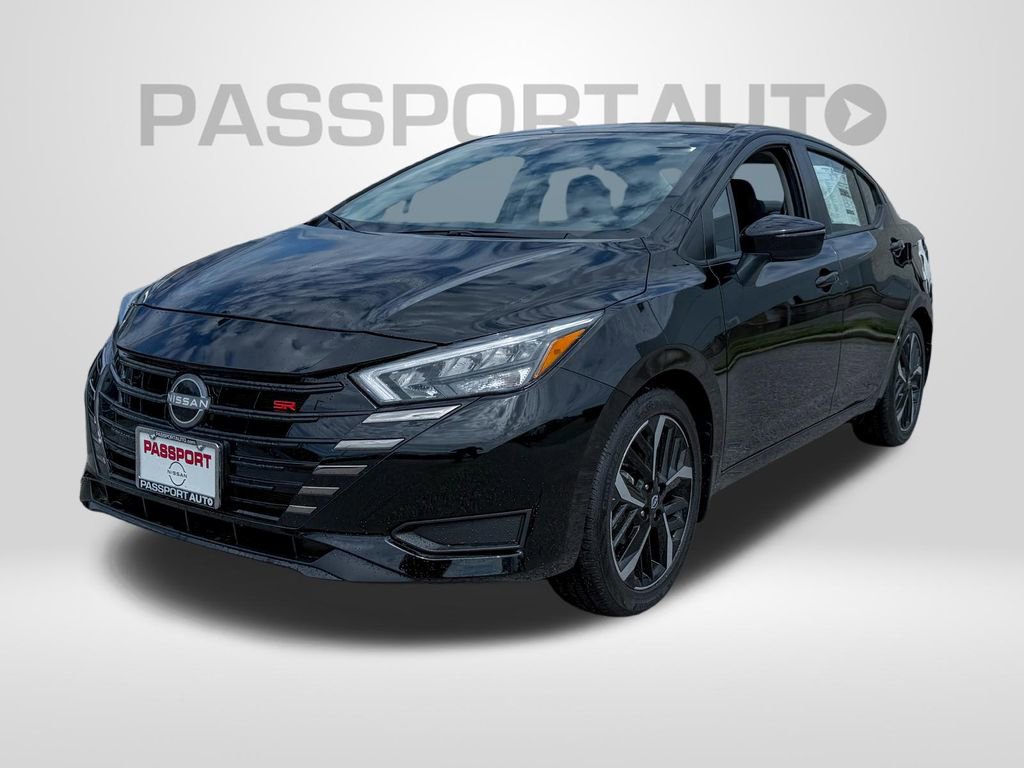 New 2025 Nissan Versa SR w/ Trunk Package