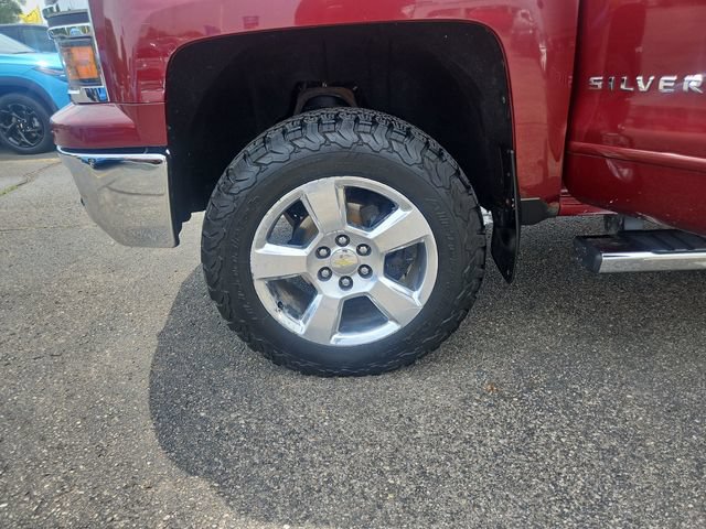 Used 2015 Chevrolet Silverado 1500 LT w/ LT Convenience Package AWD/4WD image 26