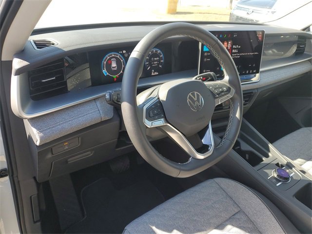 Certified 2025 Volkswagen Tiguan S image 18