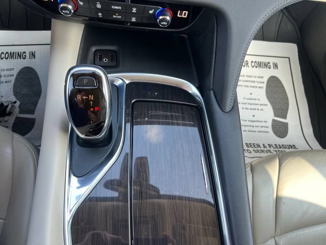 Used 2018 Buick Enclave Essence FWD image 31