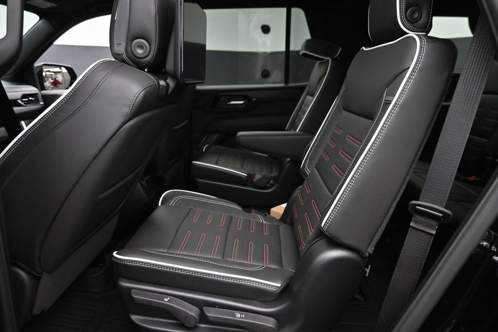New 2026 GMC Yukon AT4 Ultimate AWD/4WD image 14