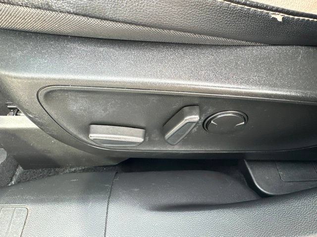 Used 2022 Ford Escape SEL AWD/4WD image 11