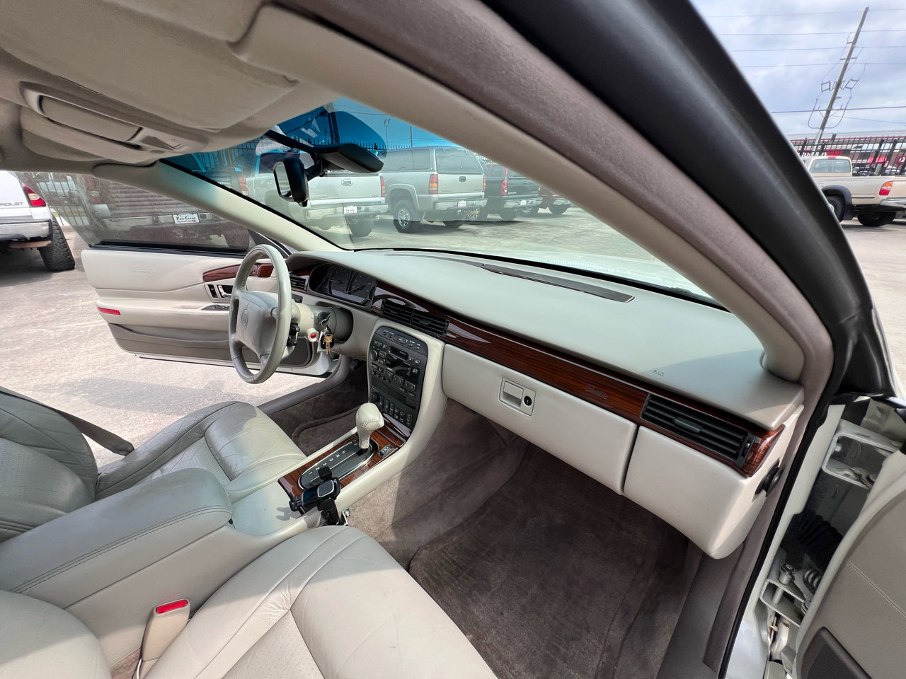Used 1997 Cadillac Eldorado Touring image 32