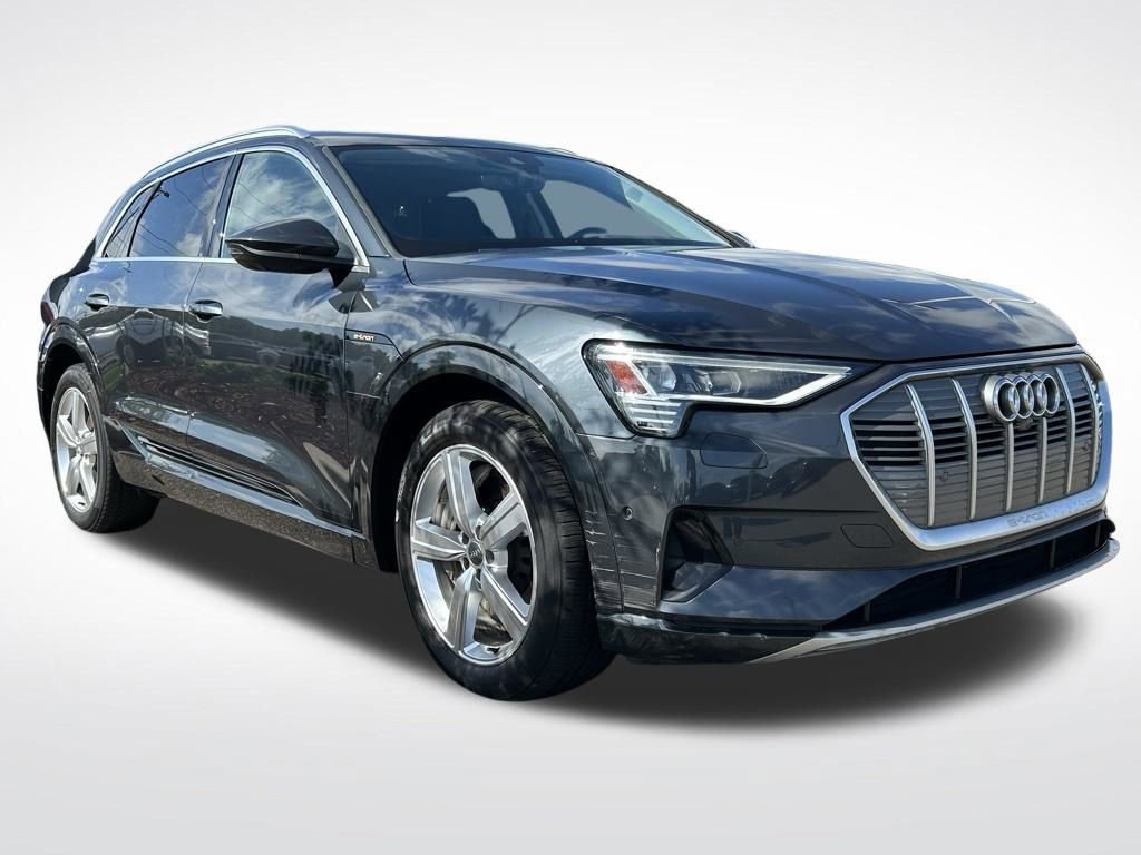 Used 2019 Audi e-tron Premium Plus AWD/4WD image 7