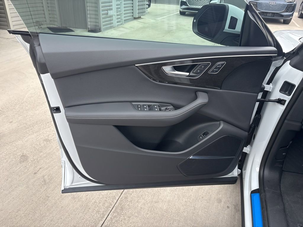 New 2026 Audi Q8 Premium Plus image 10