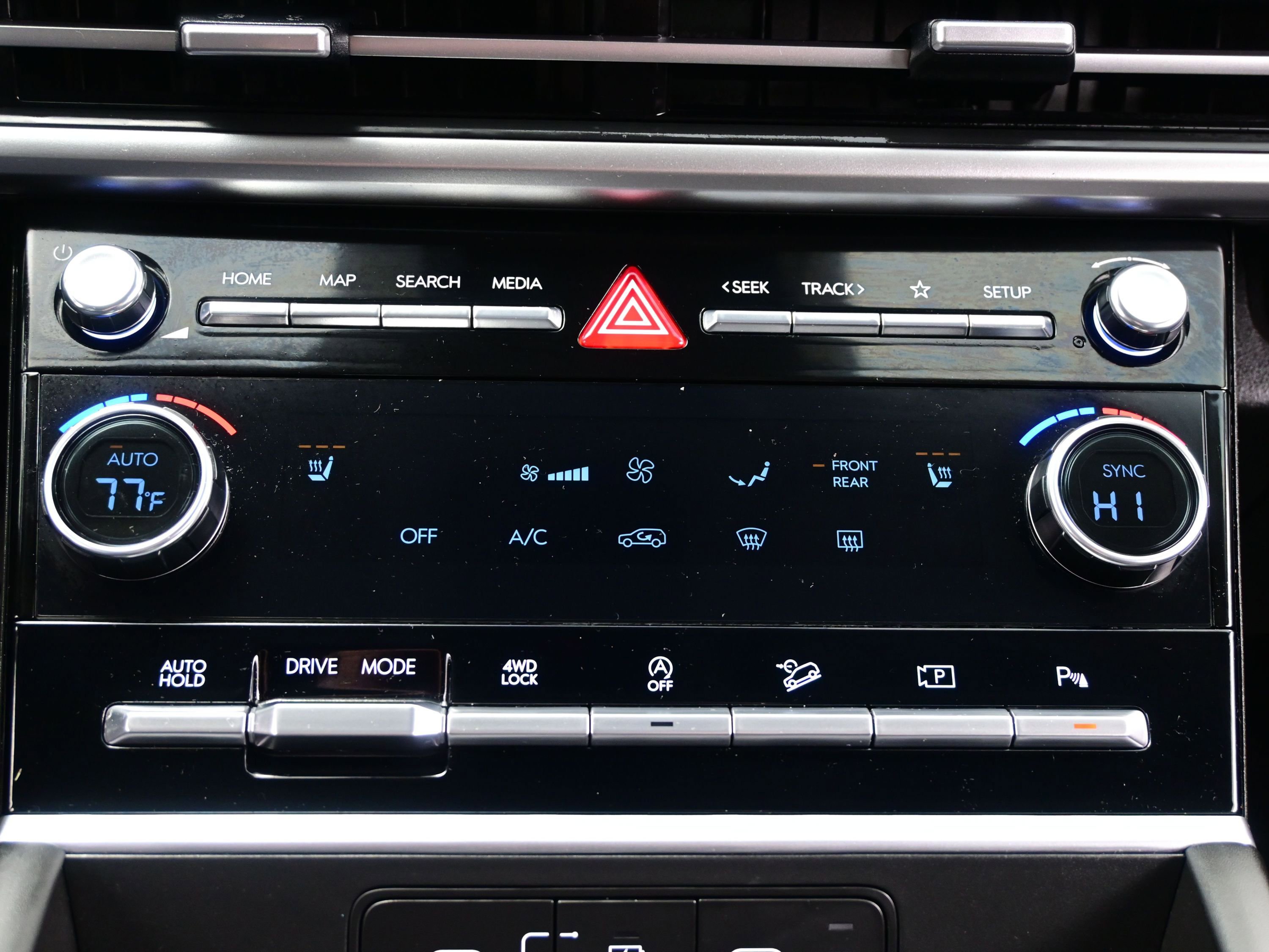 Certified 2026 Hyundai Santa Fe SEL image 21