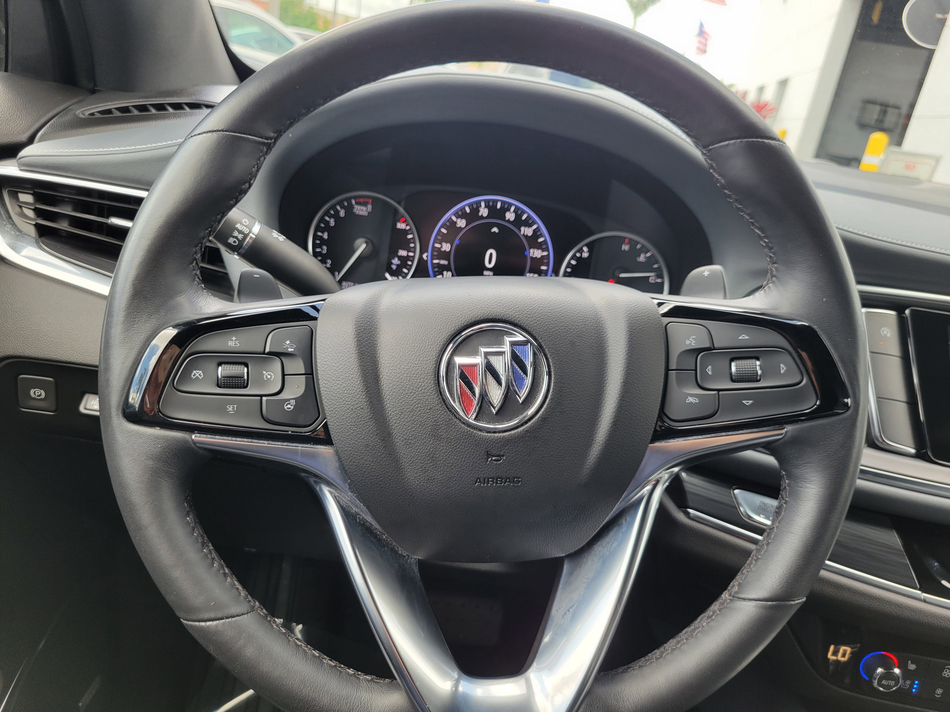 Used 2024 Buick Enclave Premium image 20