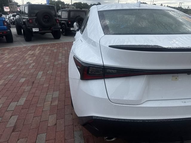 Used 2025 Lexus IS 350 F Sport RWD image 10