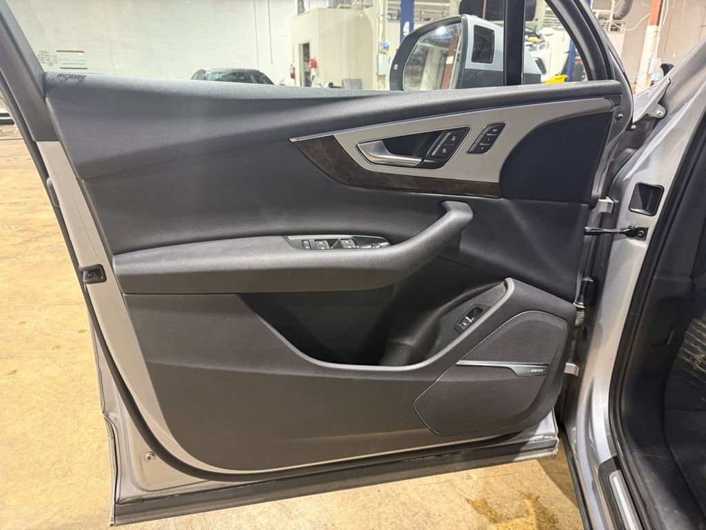 Used 2018 Audi Q7 2.0T Premium Plus image 21