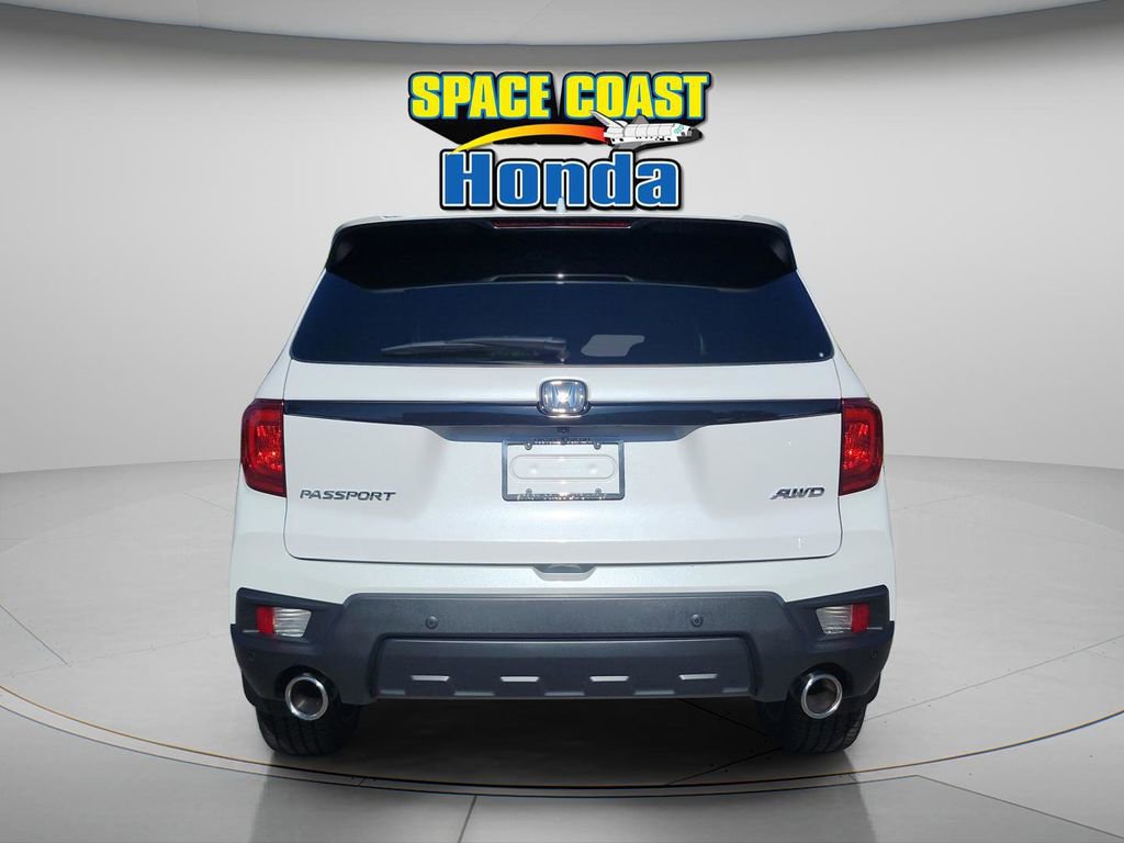 Used 2024 Honda Passport EX-L image 7