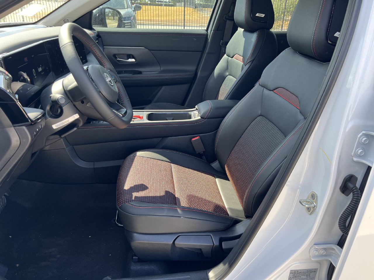 New 2027 Nissan Kicks SR FWD image 7