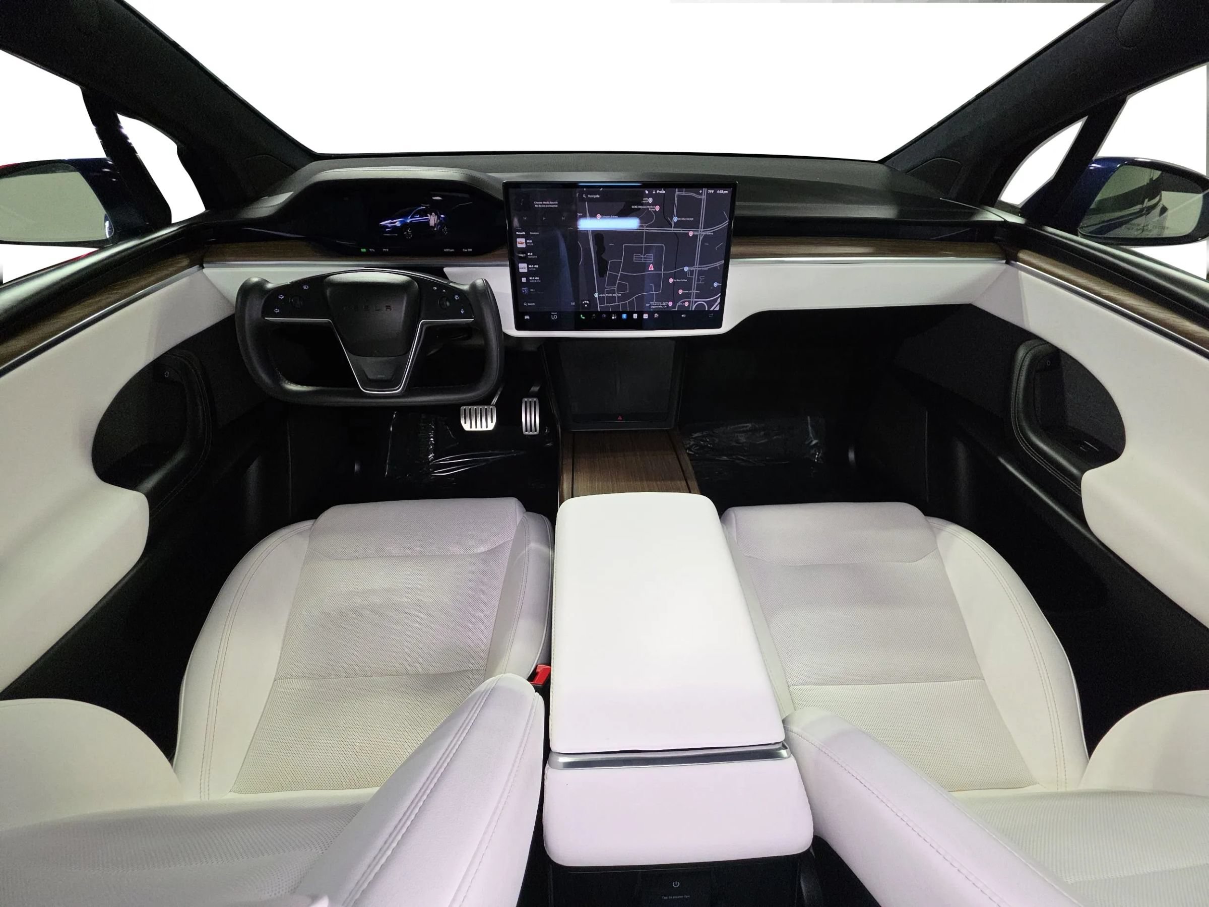 Used 2023 Tesla Model X AWD/4WD image 26