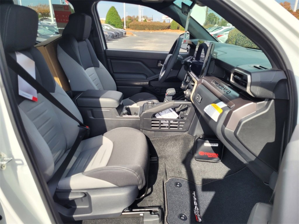 New 2025 Toyota Tacoma TRD Sport image 12