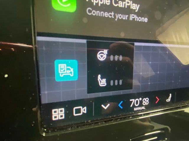 Certified 2025 Volvo XC40 B5 Core AWD/4WD image 24